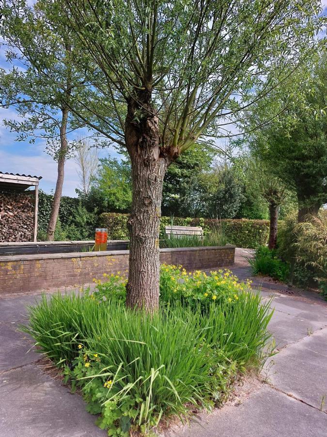 Luxe Gastenverblijf In Het Hart Van Friesland Akkrum Exterior foto